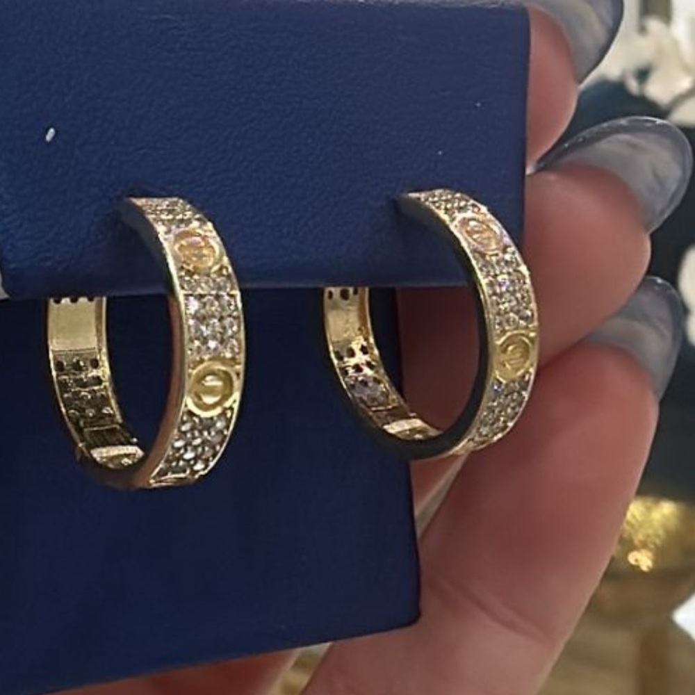 10k gold small hoop